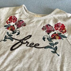 Aritzia Wilfred Free Crewneck Sweater